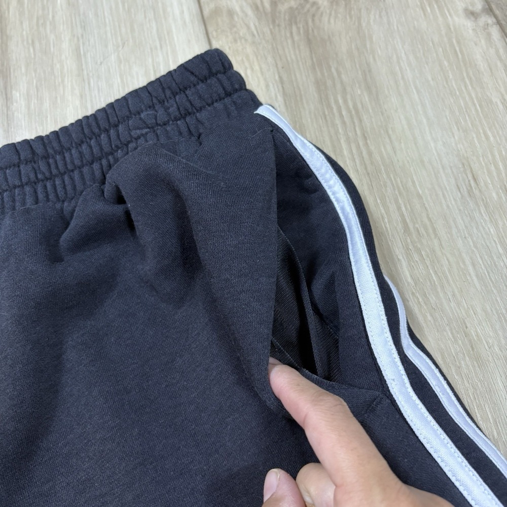 Adidas Joggers Mens Medium Black Drawstring Knit Workout Big Spell Out Logo - Picture 6 of 8
